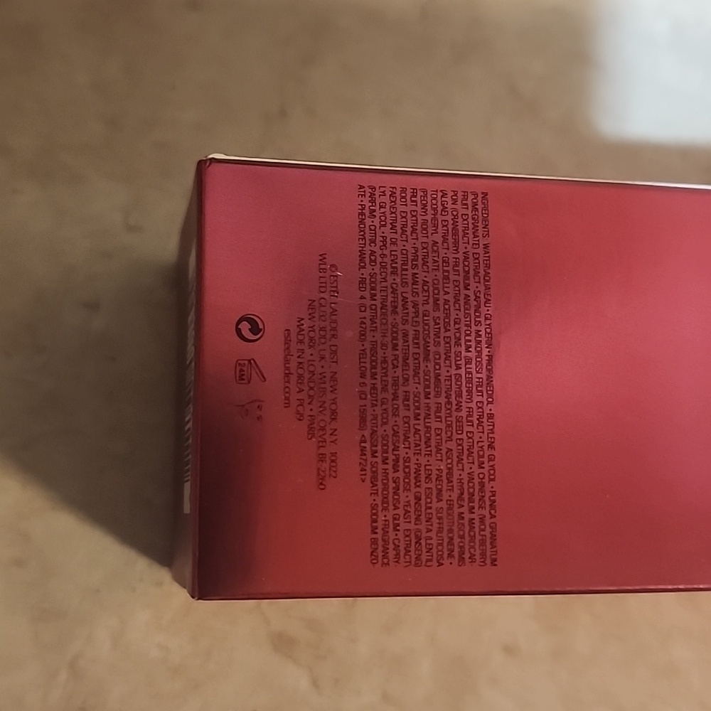 Estée Lauder Nutritious Super-Pomegranate Radiant Energy Lotion Light. NWT - Picture 3 of 4